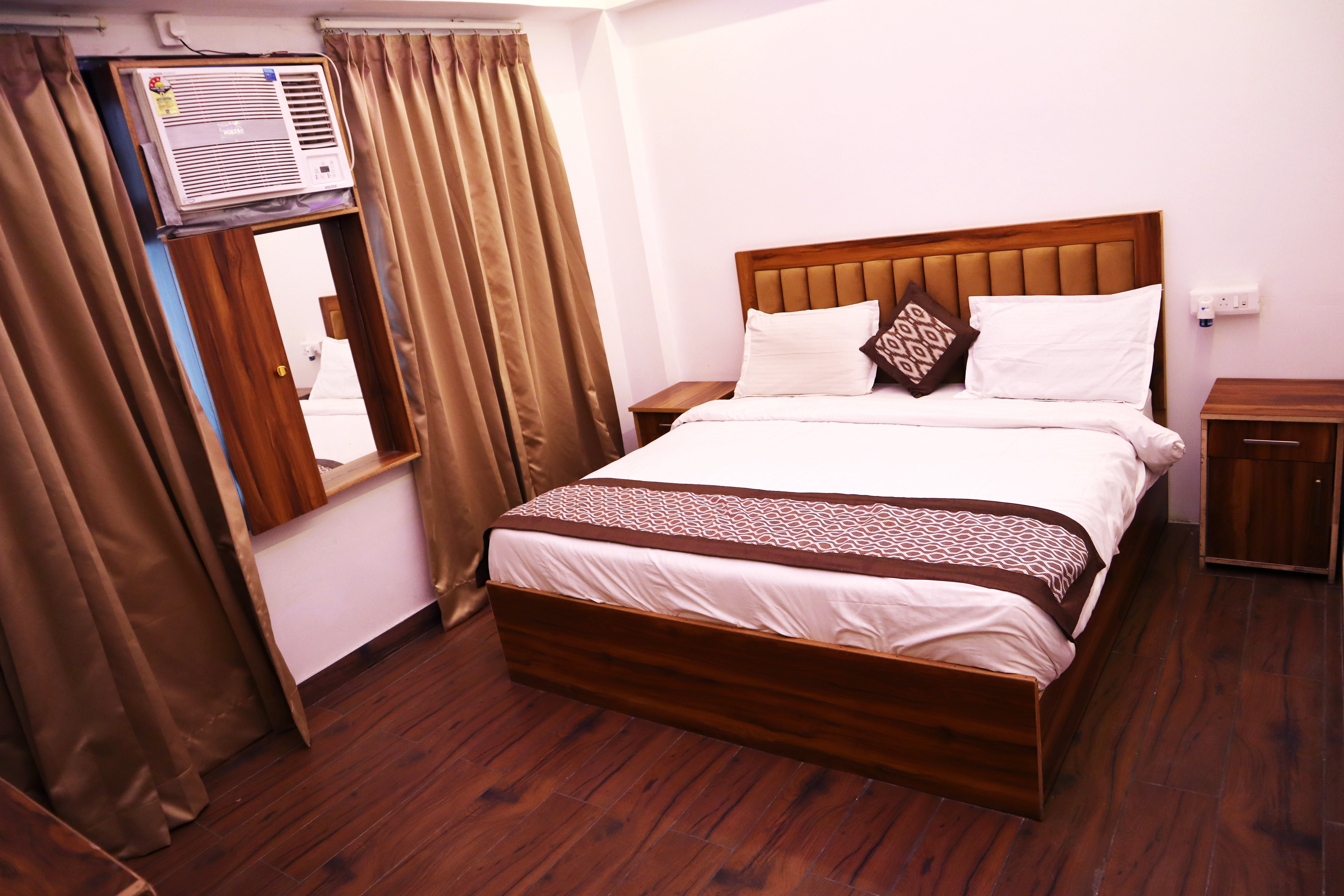 Private room at Athena rehab centre, Greater Noida