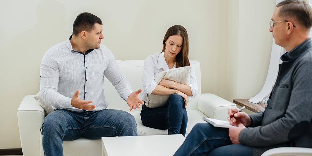 You are currently viewing Why should addiction treatment include family therapy for alcoholism?